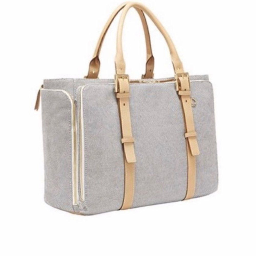 India Hicks -Duchessofwindsortote